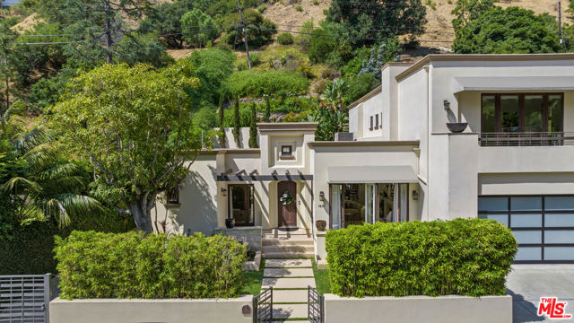 Beverly Dr, Beverly Hills, CA 90210