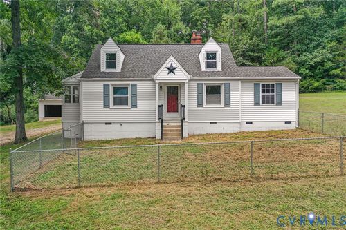 8109 Flannigan Mill Rd, Mechanicsville, VA, 23111-6059 | Card Image