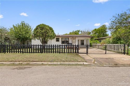 1734 Greenbriar Ave, Brownsville, TX, 78520-8516 | Card Image