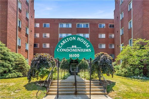 16100 Van Aken Blvd, Shaker Heights, OH, 44120-5385 | Card Image