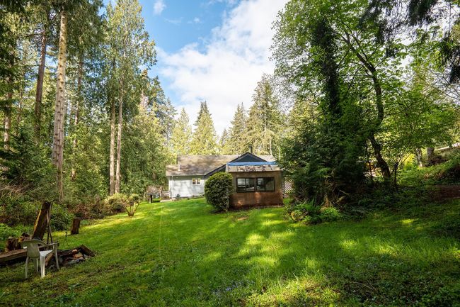 1154 Flume Road, House other with 3 bedrooms, 2 bathrooms and 8 parking in Roberts Creek BC | Image 35