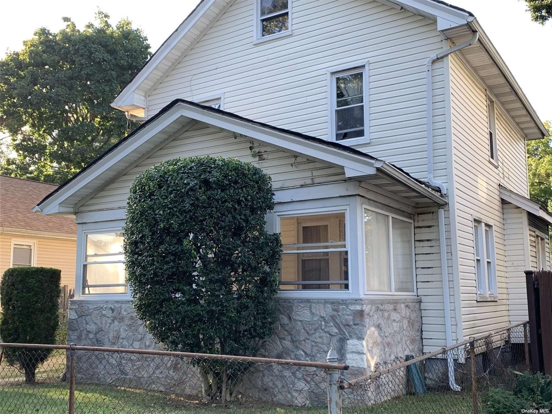 Clinton Ave, Roosevelt, NY 11575 #1