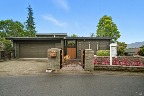 370 Via La Cumbre, Greenbrae, CA, 94904-1337 | Card Image