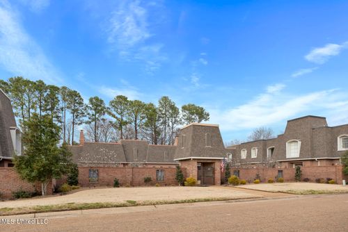 3-420 Saint Andrews Dr, Jackson, MS, 39211-2511 | Card Image