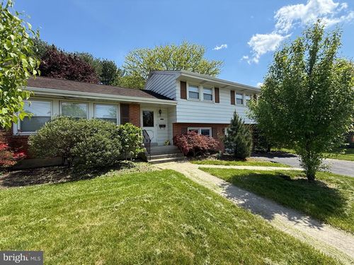 706 W Berger Street, EMMAUS, PA, 18049 | Card Image