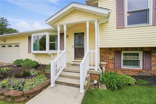 3711 Shakertown Rd, Beavercreek, OH, 45430-1457 | Card Image