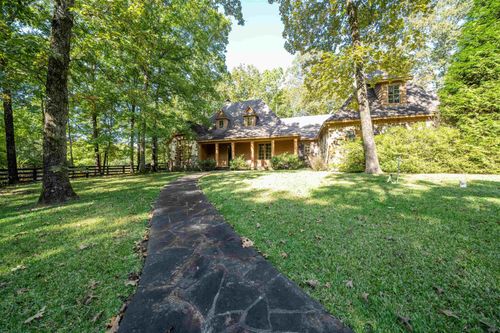 6355 Jernigan Dr, Somerville, TN, 38068-3624 | Card Image