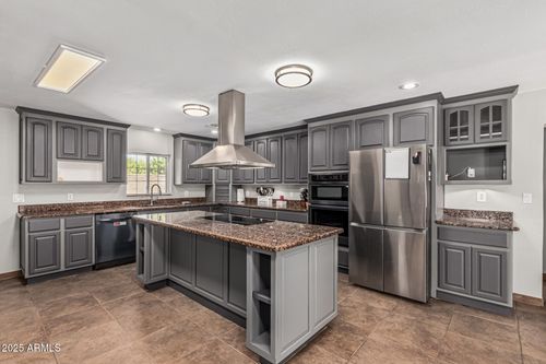 110 N Velero St, Chandler, AZ, 85225-5773 | Card Image