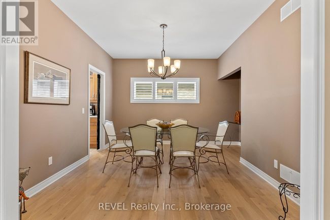 4 Tulip Tree Road, House other with 3 bedrooms, 3 bathrooms and 6 parking in Niagara-on-the-Lake (St. Davids) ON | Image 16