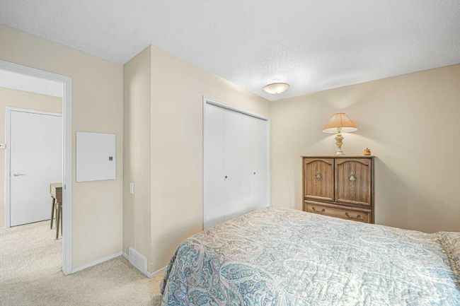 2727 Dovely Park Se, Home with 2 bedrooms, 1 bathrooms and 2 parking in Calgary AB | Image 19