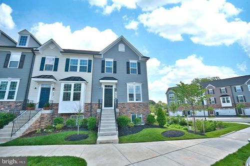 221 Edwin Rd, FREDERICK, MD, 21702-1678 | Card Image