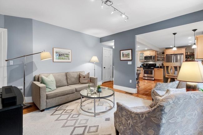 1 - 56 Tainter St, Condo with 2 bedrooms, 1 bathrooms and 2 parking in Medford MA | Image 15