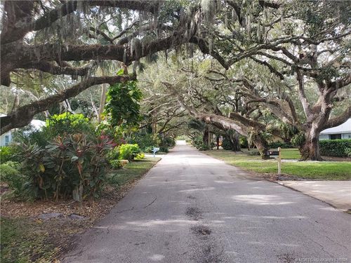 4 Miramar Rd, Stuart, FL, 34996-6709 | Card Image