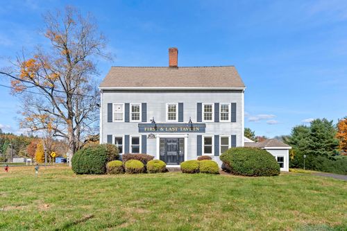 24 W Main St, Avon, CT, 06001-3716 | Card Image