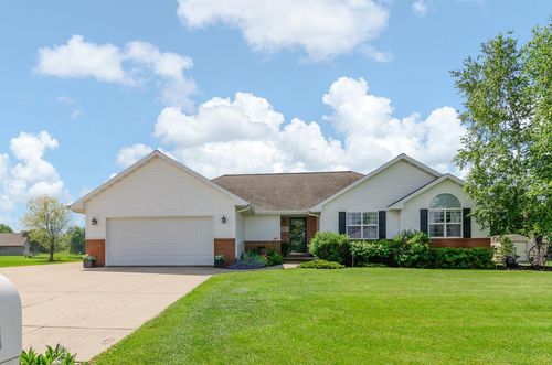 1843 Misty Moon Way, LAWRENCE, WI, 54115 | Card Image