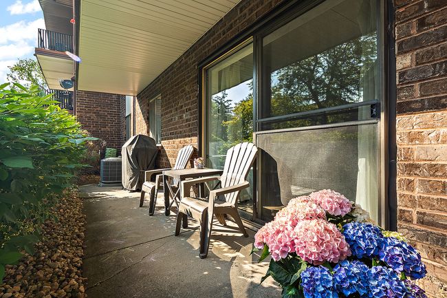 1202 - 5235 James Ln, Condo with 2 bedrooms, 2 bathrooms and 2 parking in Crestwood IL | Image 18