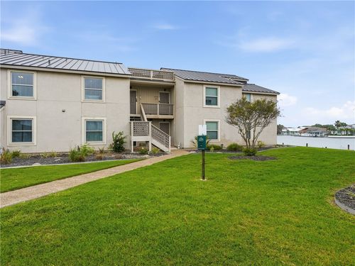 2515 Bayhouse Dr, Rockport, TX, 78382-3548 | Card Image