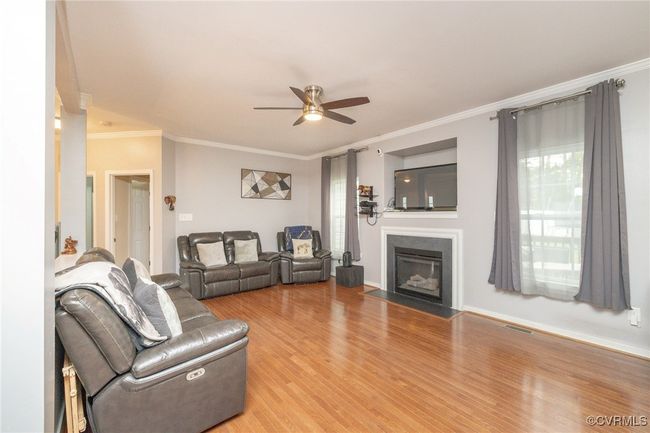 8819 Lake Jordan Cir, House other with 5 bedrooms, 3 bathrooms and null parking in North Dinwiddie VA | Image 8