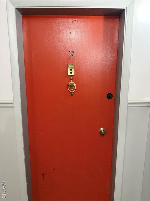 unit-f-9925 Bunker Hill Dr, Saint Louis, MO, 63123-7454 | Card Image