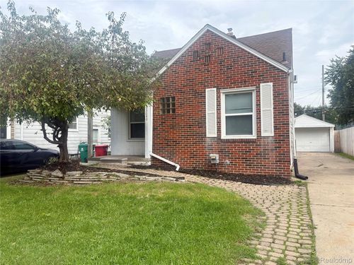 23090 Normandy Avenue, Eastpointe, MI, 48021 | Card Image