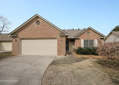 2033 Cochran Pl, Maryville, TN, 37803-9213 | Card Image