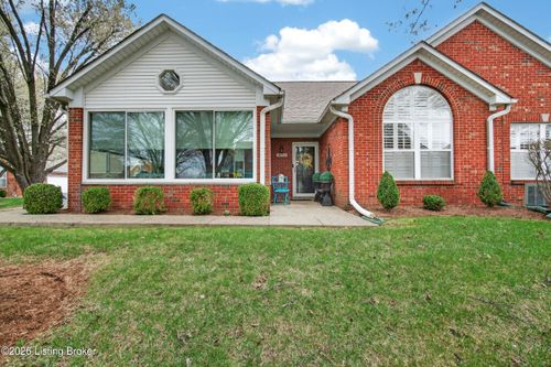8112 Saint Andrews Village Dr, Louisville, KY, 40241-2612 | Card Image