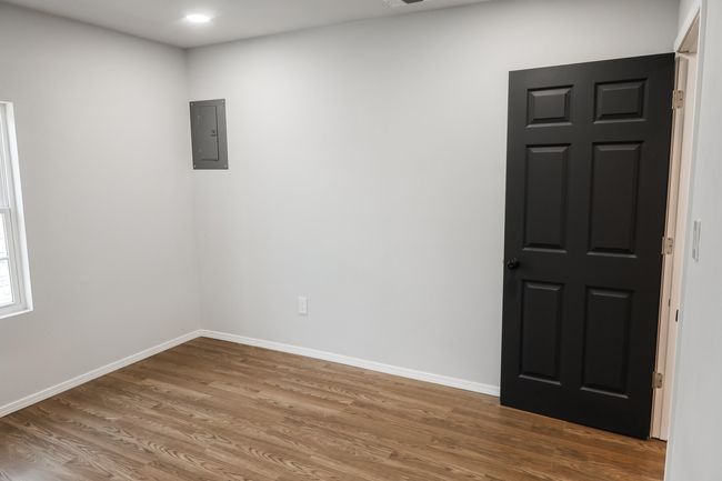 112 Sw 8 Th St, House other with 2 bedrooms, 1 bathrooms and null parking in Plainview TX | Image 17