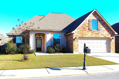 105 Lillian St, Broussard, LA, 70518-5373 | Card Image