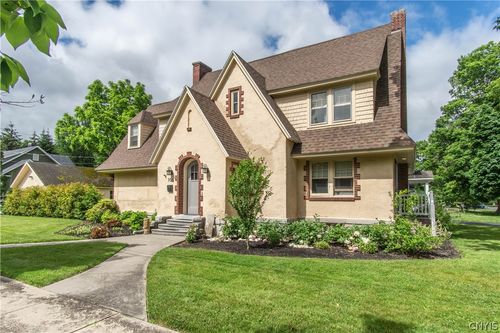 706 Ball Ave, Watertown, NY, 13601-4304 | Card Image
