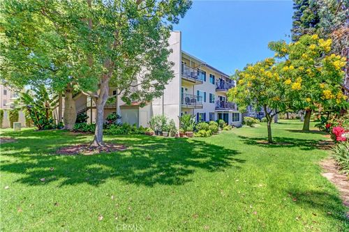 2f-3365 Punta Alta, Laguna Woods, CA, 92637-2879 | Card Image