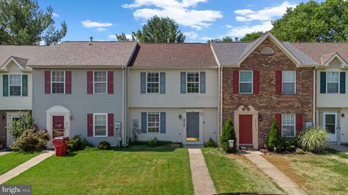 20122 Daniels Cir, HAGERSTOWN, MD, 21742-8135 | Card Image