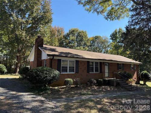 201 Allison Dr, Matthews, NC, 28104-6959 | Card Image
