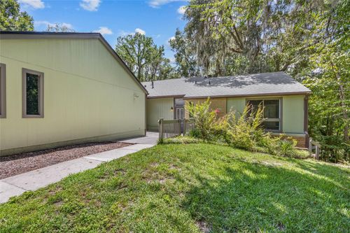 1633 Nw 19th Cir, Gainesville, FL, 32605-4094 | Card Image