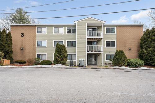 unit-45-3 Bridgeview Cir, Tyngsboro, MA, 01879-2057 | Card Image