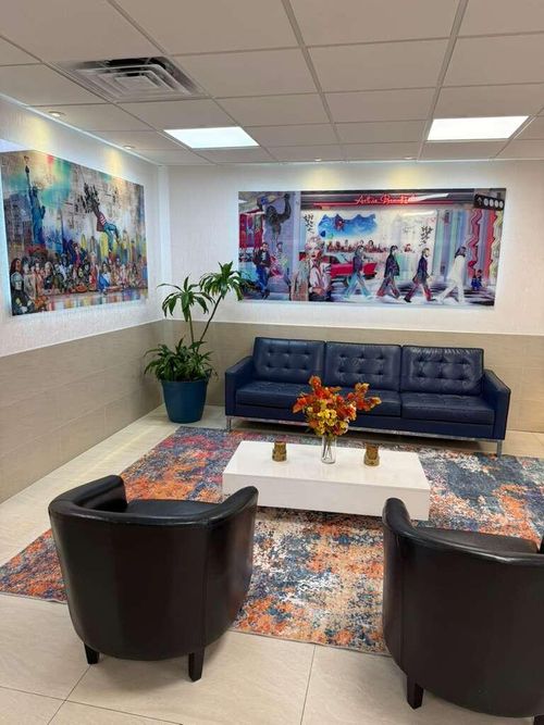302-4164 Inverrary Dr, Lauderhill, FL, 33319-4566 | Card Image