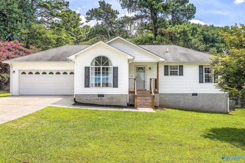 187 Skyhawk Dr, Guntersville, AL, 35976-5633 | Card Image