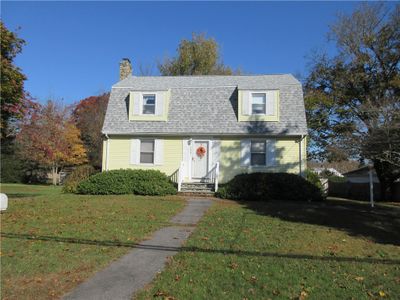 258 High Street, House other with 3 bedrooms, 1 bathrooms and 3 parking in Taunton MA | Image 1