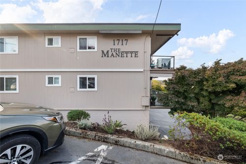 203-1717 E 16th Street, Bremerton, WA, 98310 | Card Image