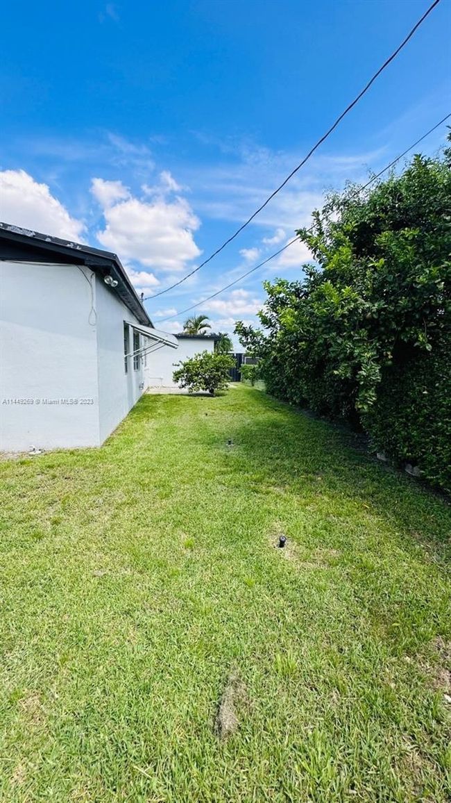 NA - 1250 W 62nd St, House other with 4 bedrooms, 2 bathrooms and null parking in Hialeah FL | Image 22