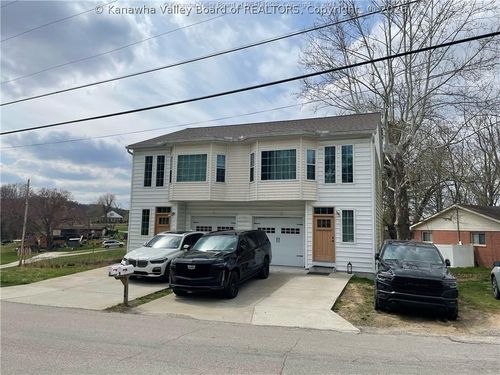 104 Sunnybrook Dr, Hurricane, WV, 25526-9334 | Card Image