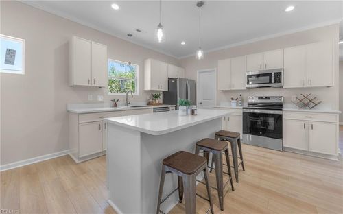 2126 Berkley Avenue, Chesapeake, VA, 23324 | Card Image