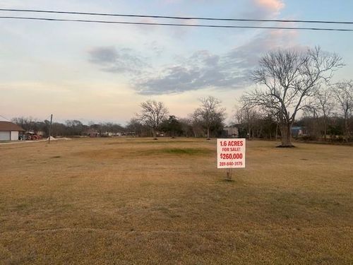 13888 Tri City Beach Rd, Beach City, TX, 77523 | Card Image