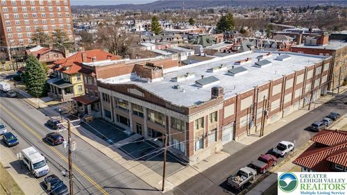 2nd-flr-flexgarage-1518 W Walnut Street, Allentown City, PA, 18102 | Card Image