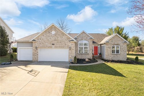 1030 Stone Crossing St Ne, N Canton, OH, 44721-2459 | Card Image