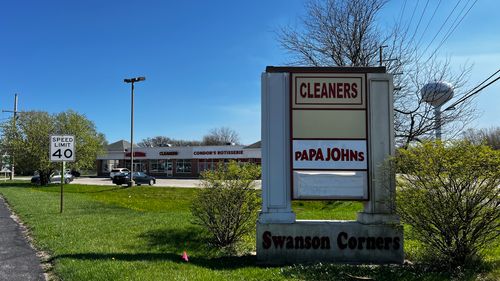 1276 N Il Route 83, Grayslake, IL, 60030-7953 | Card Image