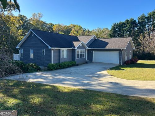 147 Sunset Oaks Dr, Cornelia, GA, 30531-5672 | Card Image