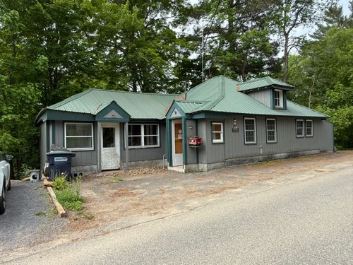 162 Neil St, Saranac Lake, NY, 12983-1564 | Card Image