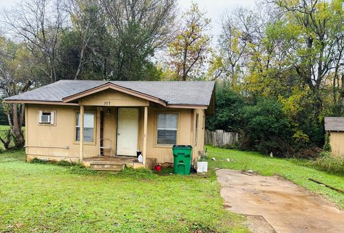 307 S Dorrance St, Palestine, TX, 75801-3413 | Card Image