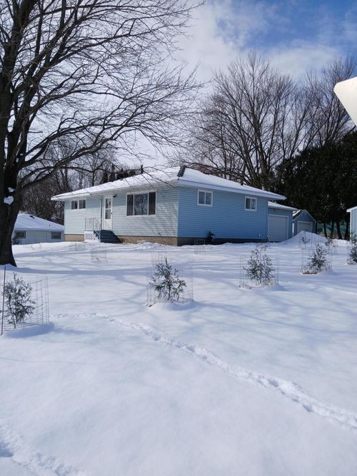 1218 7th Ave Ne, Owatonna, MN, 55060-1800 | Card Image