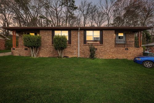 1215 Gadd Rd, Hixson, TN, 37343-5658 | Card Image